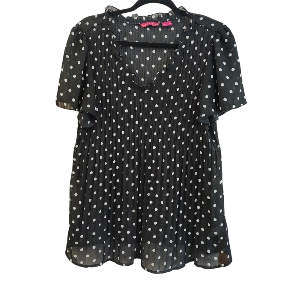 Sunny Leigh Black and White Polka Dot Sheer Short Sleeve Blouse
